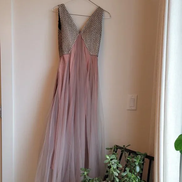 AKHL - Blush Pink Textured Satin Dress - Worn Once - XS - Picture 5 of 10